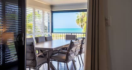 Welcome to the Jewel in the Crown at Kinka Beach.