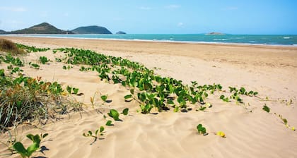 Welcome to the Jewel in the Crown at Kinka Beach.
