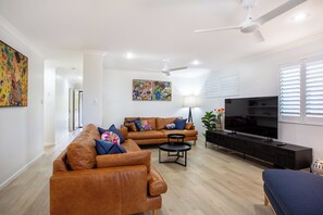 TV, books - Welcome to the Jewel in the Crown at Kinka Beach. (Yeppoon)