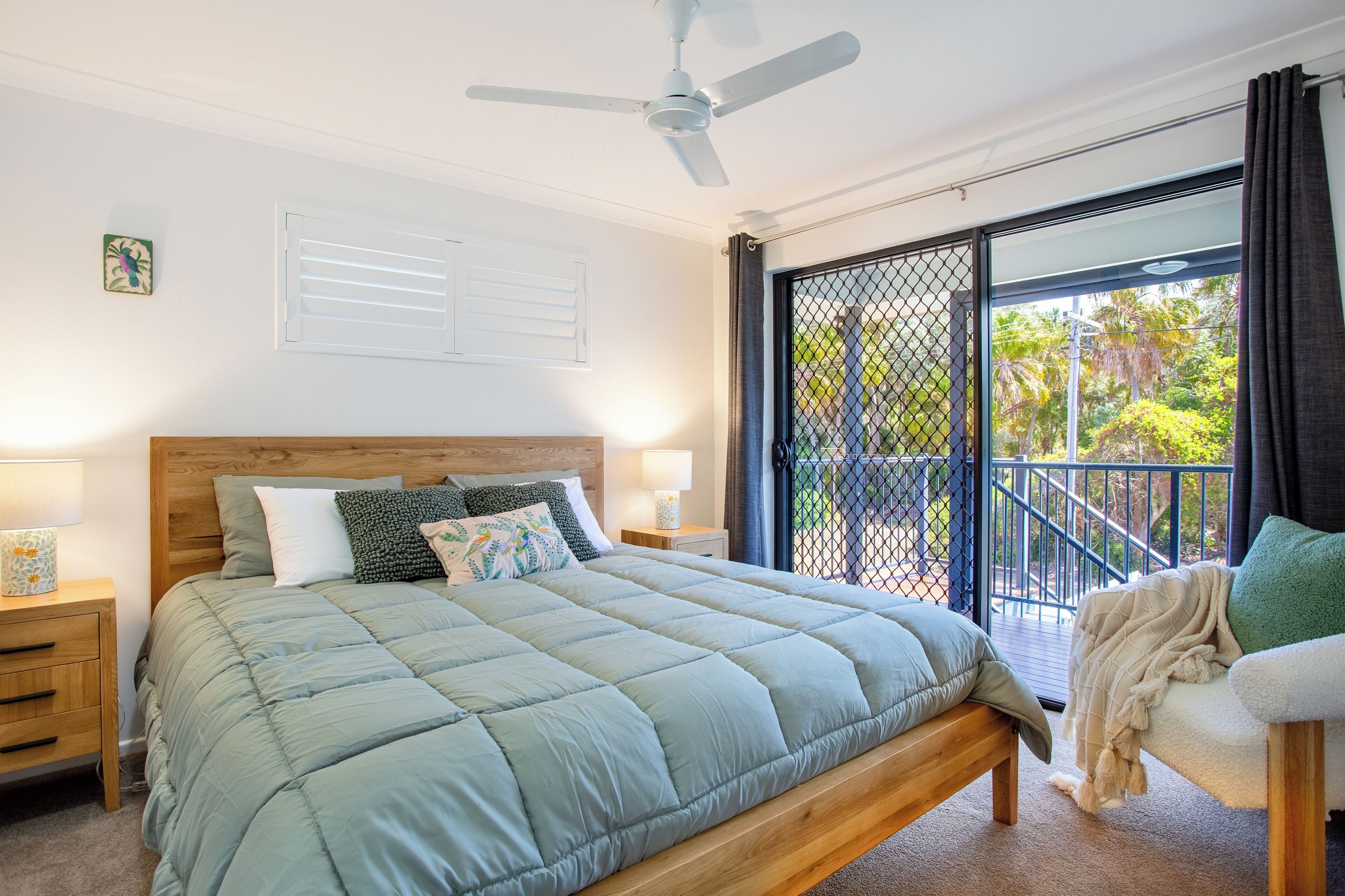 4 makuuhuonetta, ilmainen Wi-Fi, vuodevaatteet