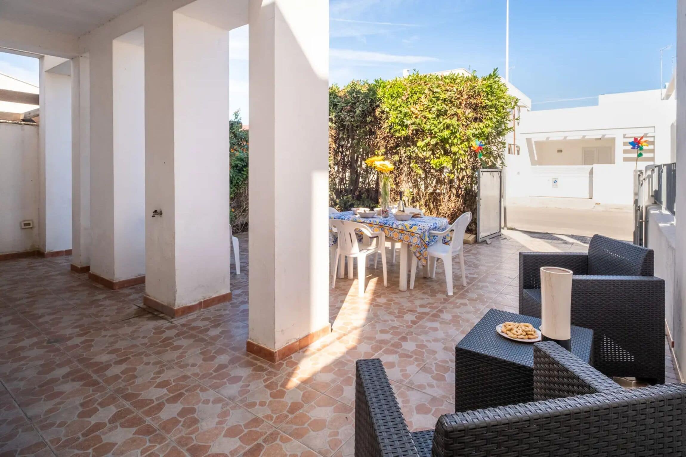 House, 2 Bedrooms, Smoking, Garden View | Outdoor dining