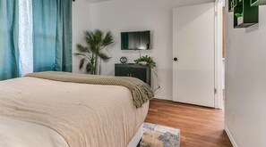 Free WiFi - Serene appartment just a minute to bars and restaurants (Okc)