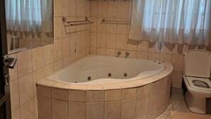 Basic Double Room, 1 Bedroom | Bathroom | Towels, soap, toilet paper - BEYOND THE LIMITS PROPERTIES (Bloemfontein)