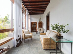 Apartment, 1 Bedroom, Patio, Garden View | Dining