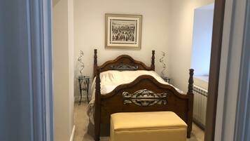 Apartment | 1 bedroom, free WiFi, bed sheets
