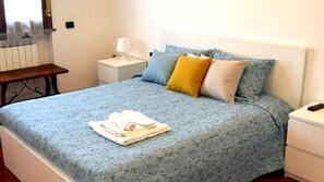 2 bedrooms, iron/ironing board, free WiFi, bed sheets - Brembate Comfort Home (Brembate)