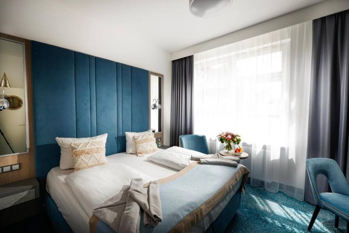 Deluxe Double Room | Premium bedding, pillowtop beds, in-room safe, blackout drapes