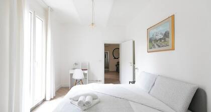 Saragozza Apartment 1 : Bright and central flat