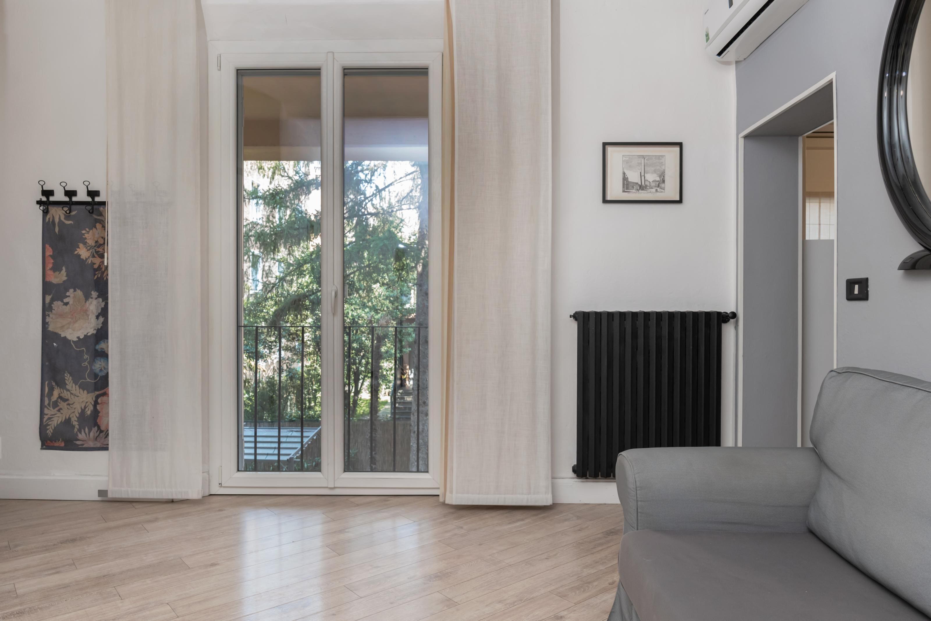 Télévision, chaîne hi-fi