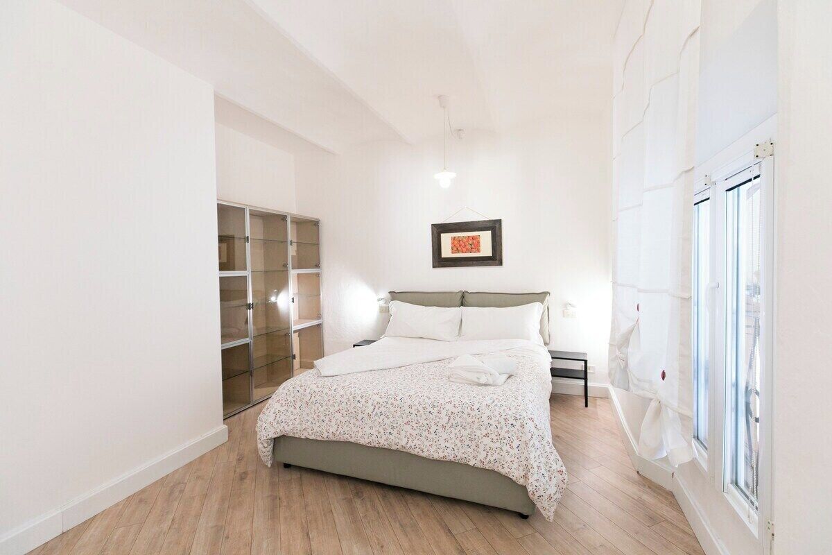 2 sovrum, strykjärn/strykbräda, wi-fi och sängkläder