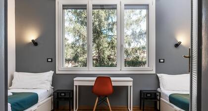 Saragozza Apartment 3: Bright and central flat