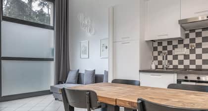 Turati Apartment: Bright and central flat