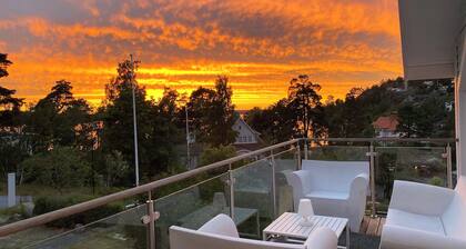 Pool villa in a stunning archipelago setting with magical sunsets in the summer