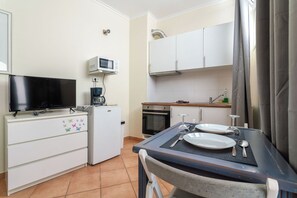 Chambre Double Économique | Cuisine privée
