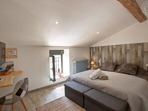 4 habitaciones y wifi gratis 