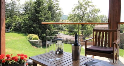 Chambre confortable avec Wi-Fi, parking et espace bien-ĂȘtre inclus