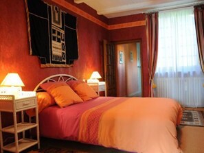 Room - Charming Accessible Yemeni Suite in the Heart of Argonne (Futeau)