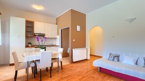 Interior - Villa Parenzana by Villas Guide (Vižinada)