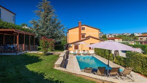 Pool - Villa Parenzana by Villas Guide (Vižinada)
