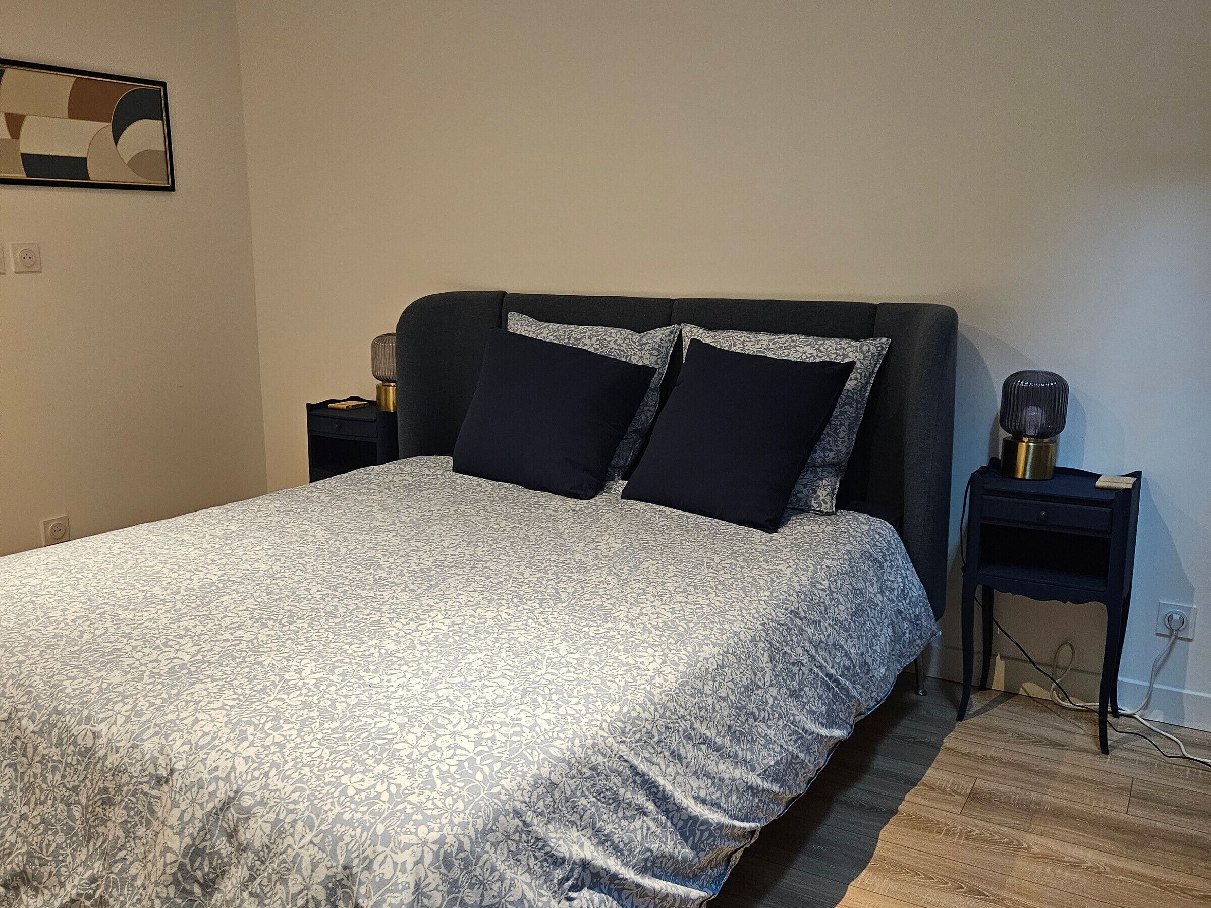 1 dormitorio y ropa de cama