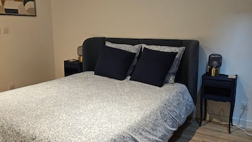 1 dormitorio y ropa de cama