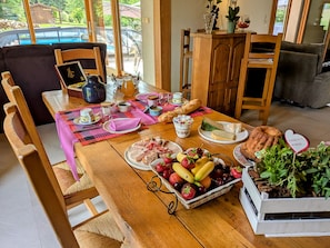 Dining - Family room with pool and SPA in Anould (Anould)