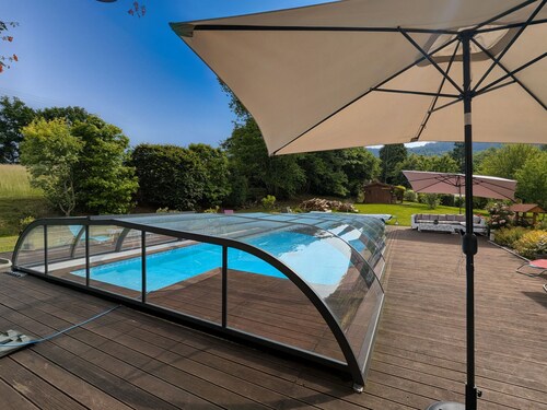 Chambre familiale avec piscine et SPA à Anould