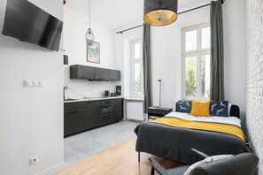 Estudi urbà | Planxa i posts de planxar, wifi gratuïta i roba de llit 