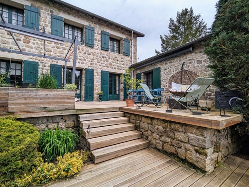Farmhouse with indoor pool on large estate