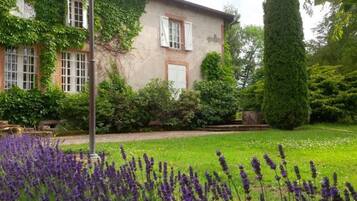 Overnatningsstedets område