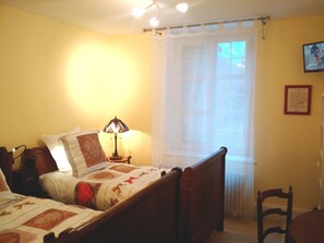 2 soveværelser, sengetøj