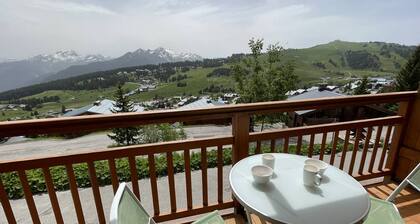 2-room apartment near center, sleeps 5