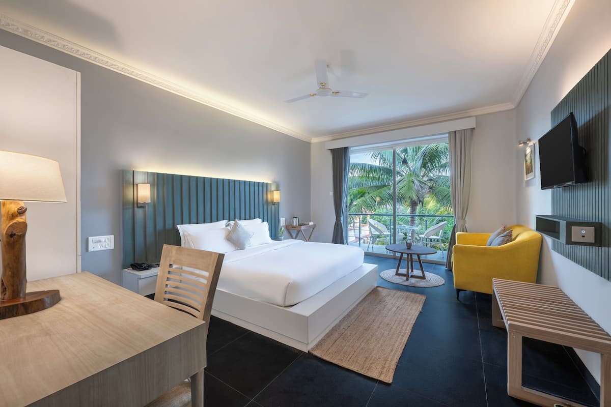 Executive Room, Balcony | Soundproofing, iron/ironing board, rollaway beds, free WiFi