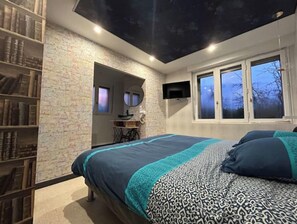 1 camera, Wi-Fi, lenzuola