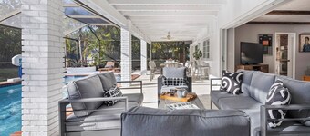 Tranquil Heirloom Hideaway, Pool in South Miami