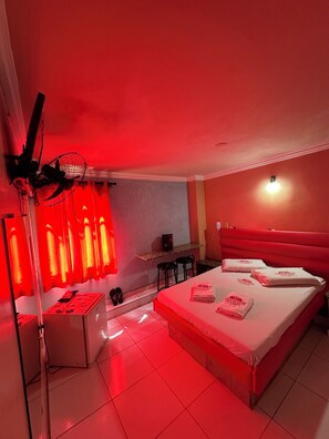 Wi-Fi gratuit, draps fournis