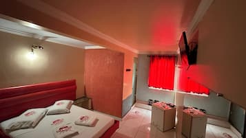 Habitación con 2 camas individuales | Wifi gratis y ropa de cama