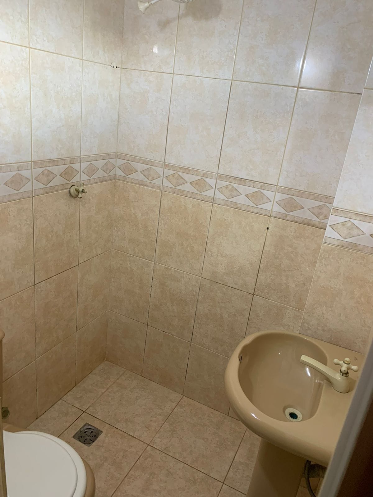 双床房 | 浴室 | 淋浴设施、毛巾、肥皂、卫生纸