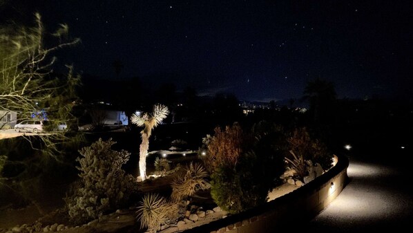 Miscellaneous - The Joshua Tree Forest:FREE* Heated Salt Pool,City&Mtn.Views,BBQ,1/2 ACRE,Billiards,Board Games! (Twentynine Palms)