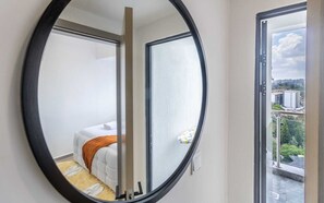 Deluxe Apartment, Balcony, City View | 1 bedroom, individually decorated, individually furnished, free WiFi - Lux Suites Winchester Gardens Riverside (Nairobi)