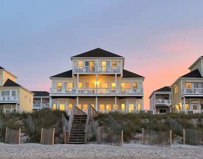 Ocean Echos – Luxury Oceanfront Vacation Rental in North Topsail Beach