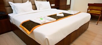 Hotel Unnati Stay Inn Vijayapura By HRG