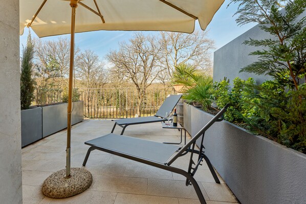 Dobbeltrom – deluxe, balkong | Terrasse/patio