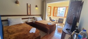 ห้องทวิน, วิวสระว่ายน้ำ | Wi-Fi ฟรี