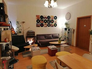 Living area - FG 1861 Hostel (Sarajevo)