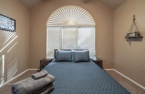 4 soverom, wi-fi og sengetøy