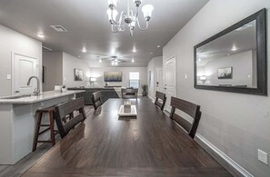 Dining - Beautiful Shallowater B - 3BR/2BA - New House (Shallowater)