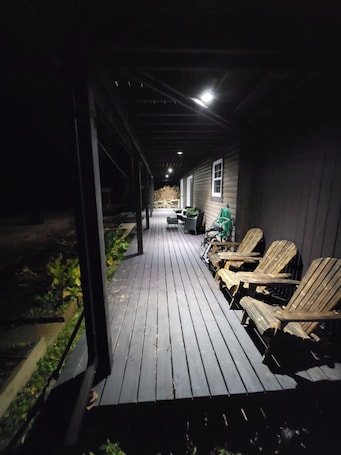 Terrace/patio. Clean, quite, private, fully furnished apartment!