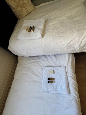 2 habitaciones, escritorio, cuna de viaje y wifi gratis 