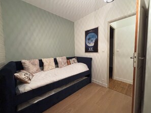 2 chambres, bureau, lit parapluie, Wi-Fi gratuit